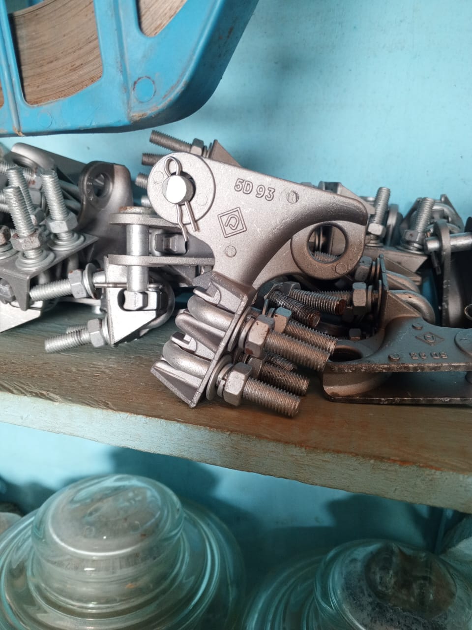 Line Taps Round Model